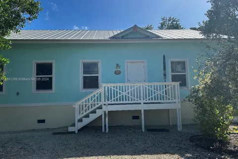 120 Peace Ave, Tavernier FL 33070