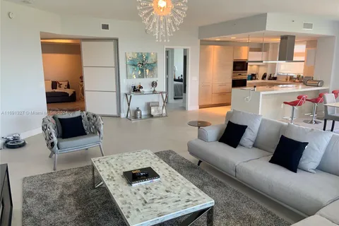 17301 Biscayne Blvd # 1602, North Miami Beach FL 33160