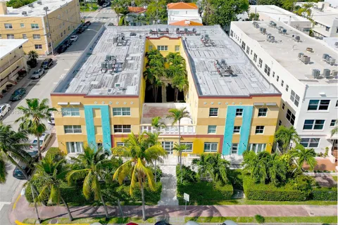 1308 Drexel Ave # 307, Miami Beach FL 33139