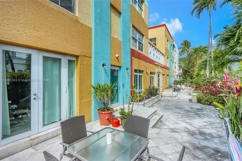 1308 Drexel Ave # 307, Miami Beach FL 33139