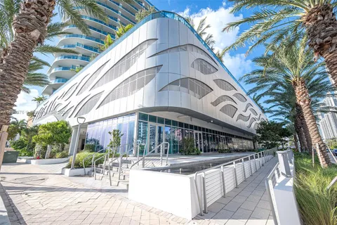 17550 Collins Ave # 501, Sunny Isles Beach FL 33160