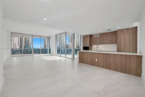 17550 Collins Ave # 501, Sunny Isles Beach FL 33160