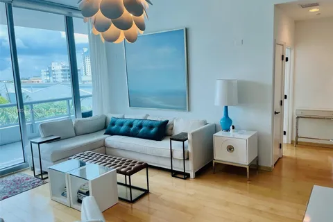 6799 Collins Ave # 412, Miami Beach FL 33141