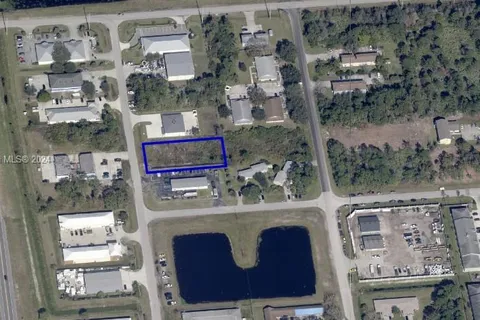 440 Thor, Palm Bay FL 32909