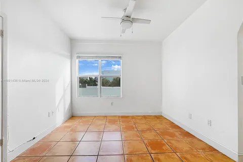 1218 Drexel Ave # 304, Miami Beach FL 33139