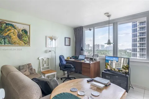 19201 Collins Ave # 527, Sunny Isles Beach FL 33160