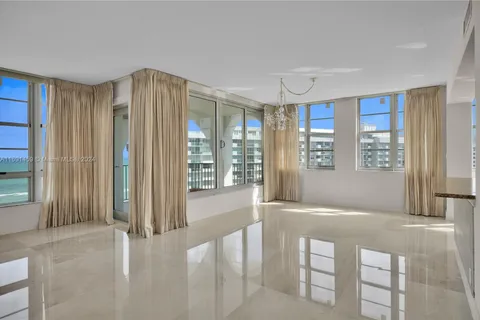 5660 Collins Ave # 15B, Miami Beach FL 33140