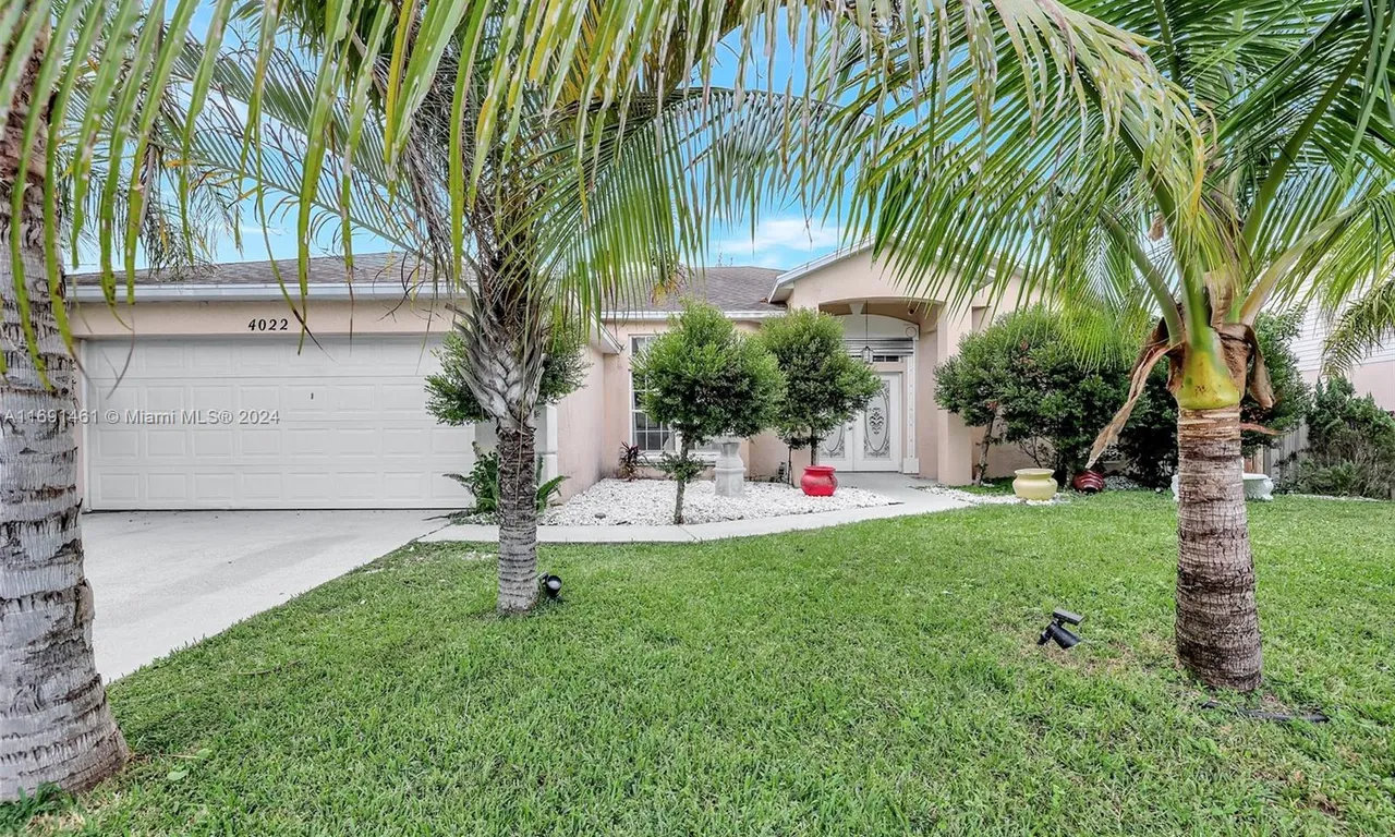 4022 SW Bamberg St, Port St. Lucie FL 34953