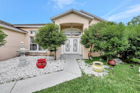 4022 SW Bamberg St, Port St. Lucie FL 34953