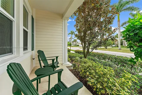 3223 Hemingway Dr, Jupiter FL 33458