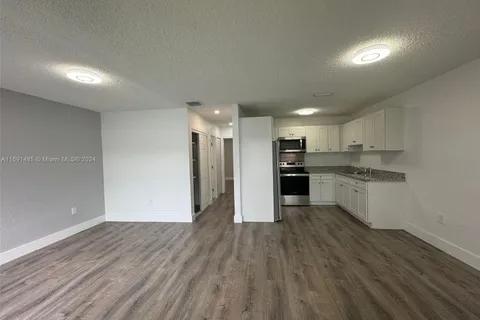 6036 SW 25th St # 6, Miramar FL 33023