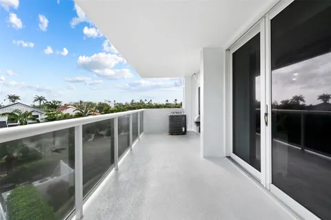 2715 N Ocean Blvd # 3A, Fort Lauderdale FL 33308