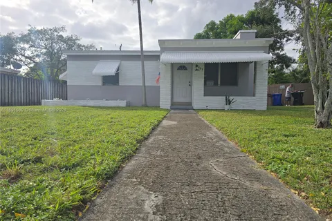 433 SW 22nd Ter, Fort Lauderdale FL 33312