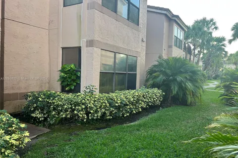 2946 S University Dr # 7110, Davie FL 33328