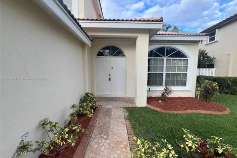 18225 SW 4th Ct, Pembroke Pines FL 33029