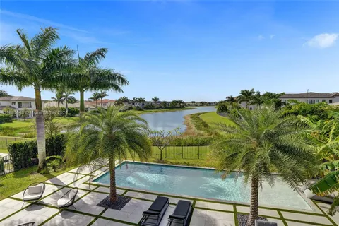 17353 Rosella Rd, Boca Raton FL 33496