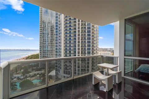 18101 Collins Ave # 1502, Sunny Isles Beach FL 33160