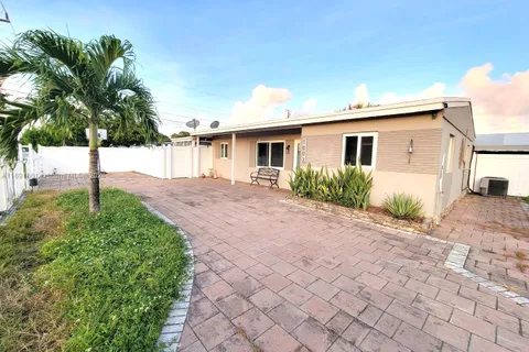 1003 N 63rd Ave, Hollywood FL 33024