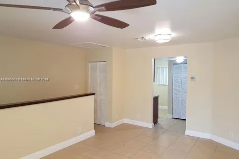 114 Gardens Dr # 204, Pompano Beach FL 33069