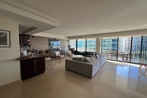 10205 Collins Ave # 405, Bal Harbour FL 33154