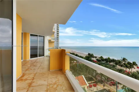 17875 Collins Ave # 905, Sunny Isles Beach FL 33160