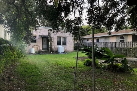 2107 SW 58th Ave, Miami FL 33155