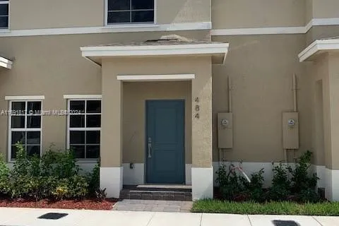 484 NE 5th St # 484, Florida City FL 33034