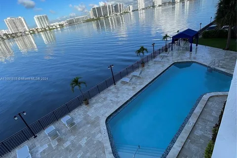 17720 N Bay Rd # 901, Sunny Isles Beach FL 33160