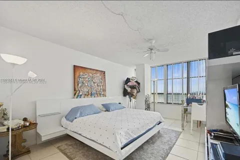 500 Three Islands Blvd # 509, Hallandale Beach FL 33009