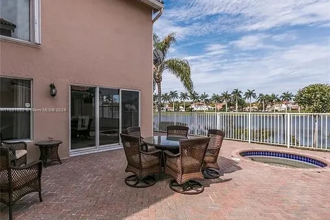 1590 Seagrape Way, Hollywood FL 33019