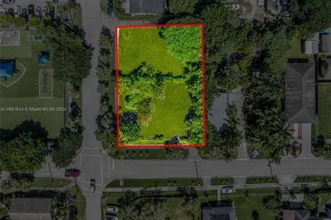 246 SW 1st St, Florida City FL 33034