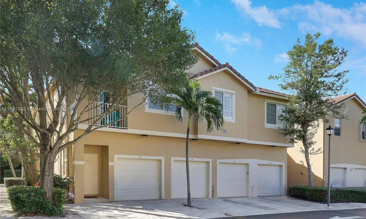 158 Village Blvd # B, Tequesta FL 33469