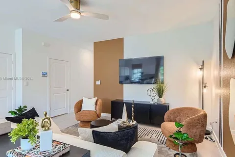 876 NW 3rd Way, Pompano Beach FL 33060
