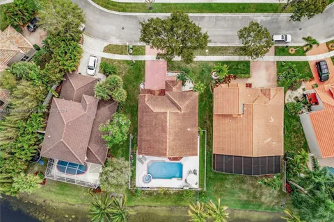 1130 NW 184th Pl, Pembroke Pines FL 33029