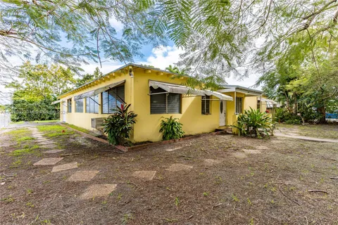 5301 SW 102nd Ave, Miami FL 33165