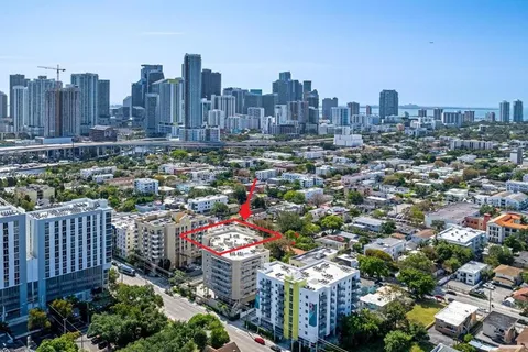 102 SW 6th Ave # 701, Miami FL 33130