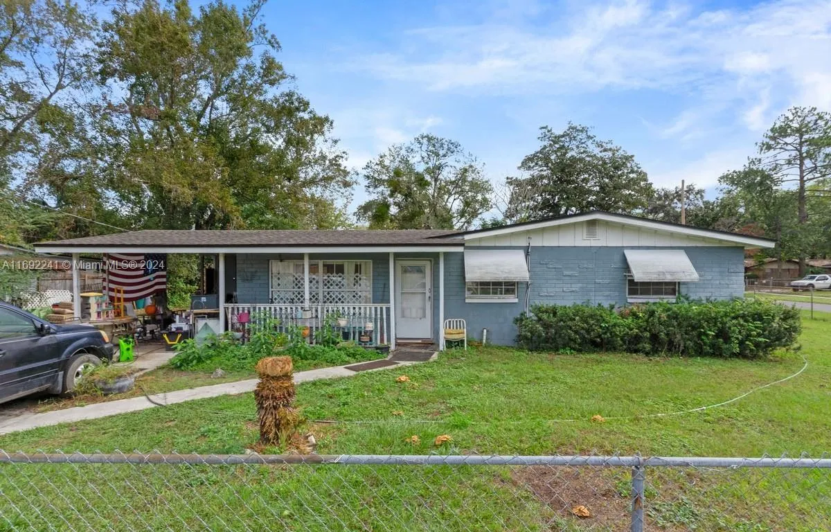 4279 VARNER RD, Other City - In The State Of Florida FL 32210