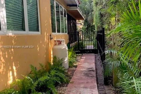 600 San Antonio Ave, Coral Gables FL 33146