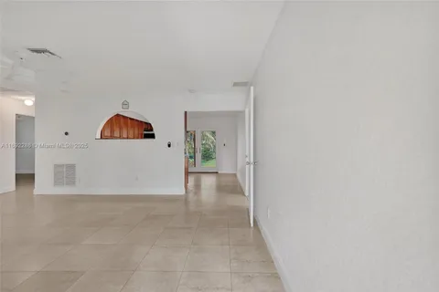 2719 SW 46th St # 2, Dania Beach FL 33312