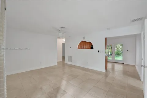 2719 SW 46th St # 2, Dania Beach FL 33312