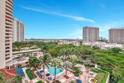 4000 Island Blvd # 1002, Aventura FL 33160