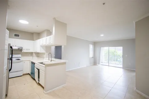 11693 W Atlantic Blvd # 832, Coral Springs FL 33071