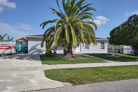 25505 SW 124th Pl, Homestead FL 33032