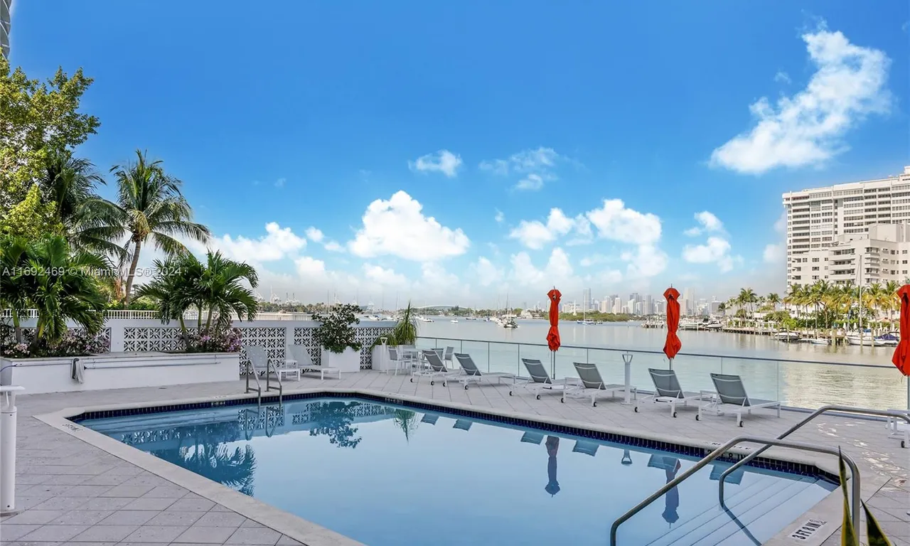 1450 Lincoln Rd # 308, Miami Beach FL 33139