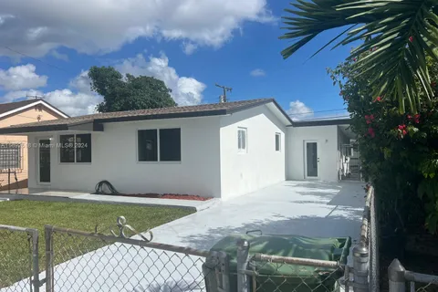 4787 E 8th Ct, Hialeah FL 33013