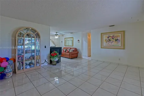 12283 SW 32 Te, Miami FL 33175