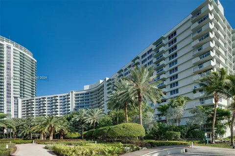 1500 Bay Rd # 1414S, Miami Beach FL 33139