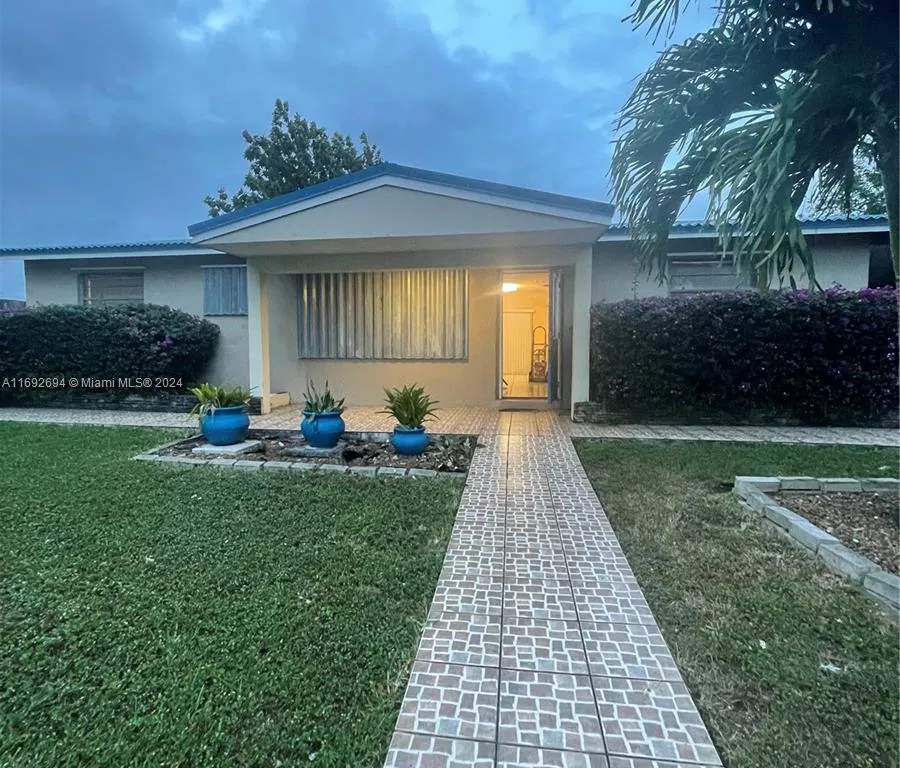 15545 SW 295th Ter, Homestead FL 33033