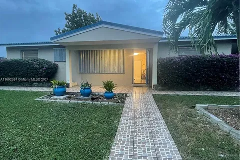 15545 SW 295th Ter, Homestead FL 33033