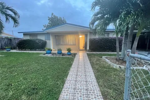 15545 SW 295th Ter, Homestead FL 33033